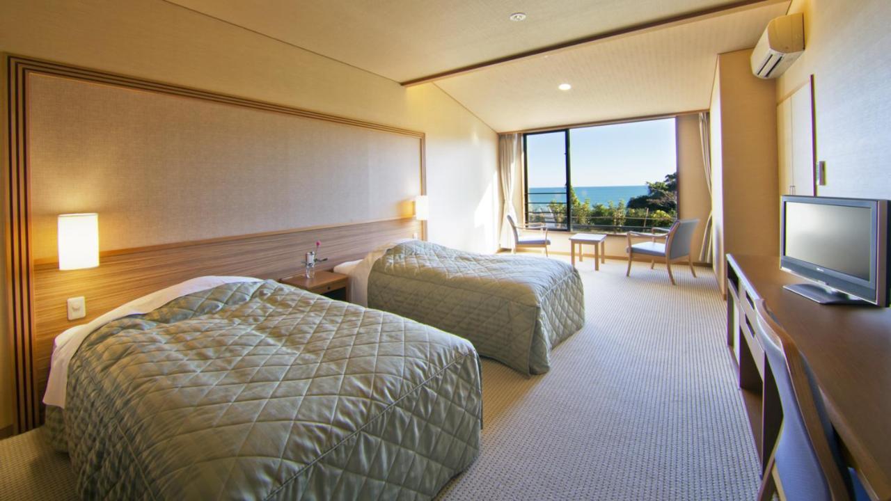 Hotel Kyukamura Nanki-katsuura 4*